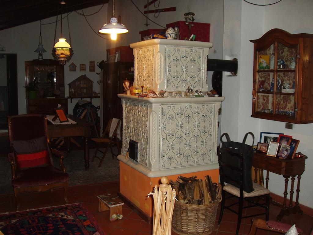 Cascina Nel Bosco Bed & Breakfast Moncucco Torinese ภายนอก รูปภาพ