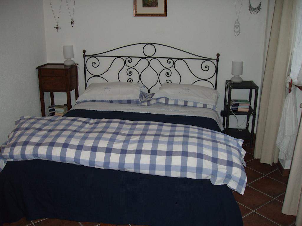 Cascina Nel Bosco Bed & Breakfast Moncucco Torinese ห้อง รูปภาพ